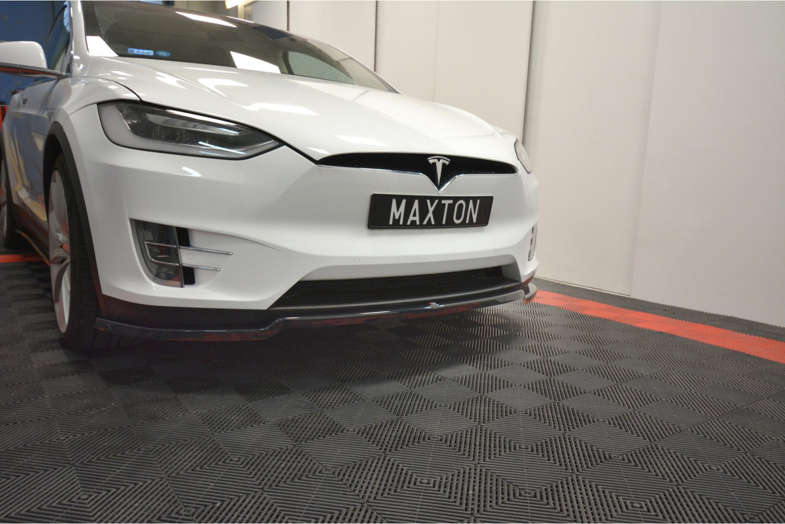 SPLITTER PRZEDNI V.1 TESLA MODEL X