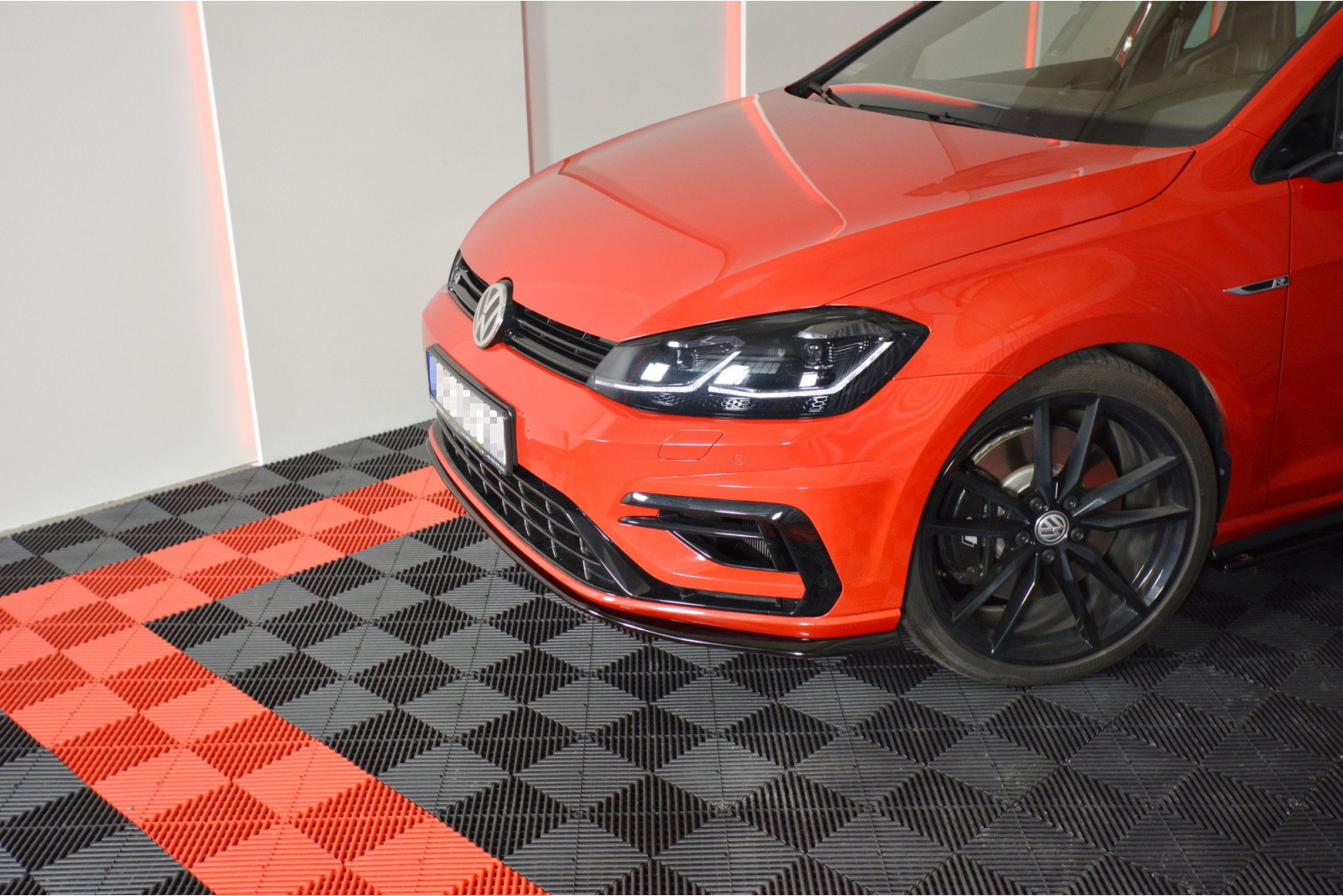 Splitter Przedni V.7 VW Golf 7 R / R-Line Facelift