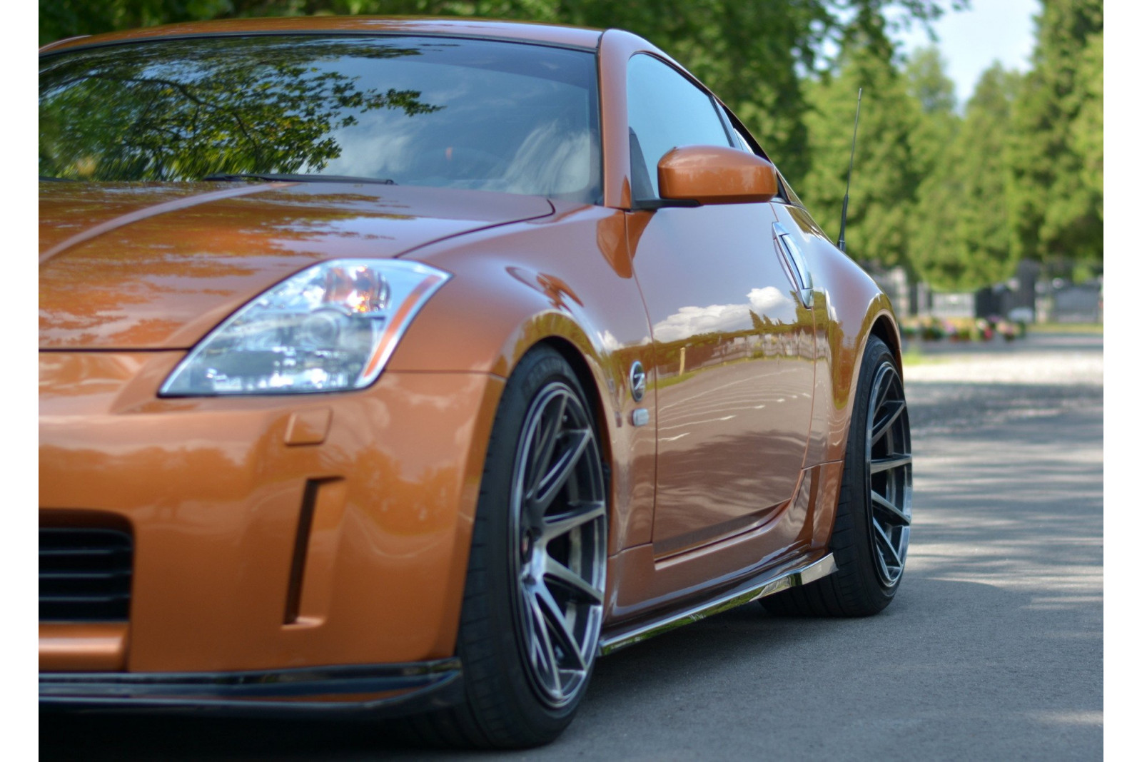 DOKŁADKI PROGÓW NISSAN 350Z