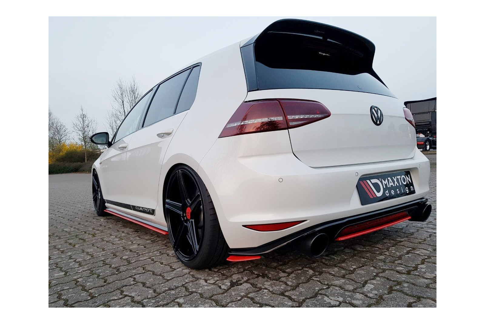 SPLITTER TYLNY ŚRODKOWY VW GOLF Mk7 GTI CLUBSPORT