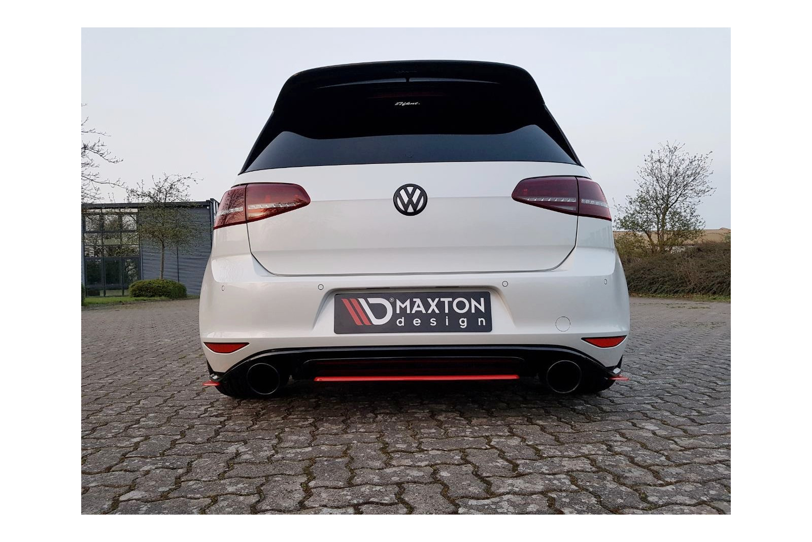 SPLITTER TYLNY ŚRODKOWY VW GOLF Mk7 GTI CLUBSPORT