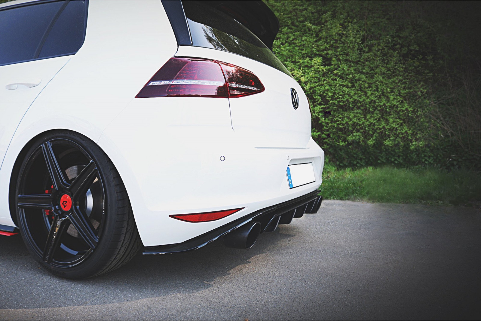 DOKŁADKA TYLNA VW GOLF Mk7 GTI CLUBSPORT