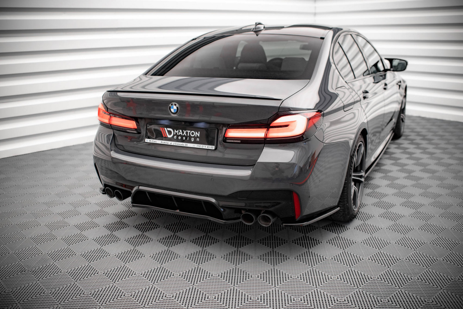 SPLITTER TYLNY ŚRODKOWY BMW M5 F90