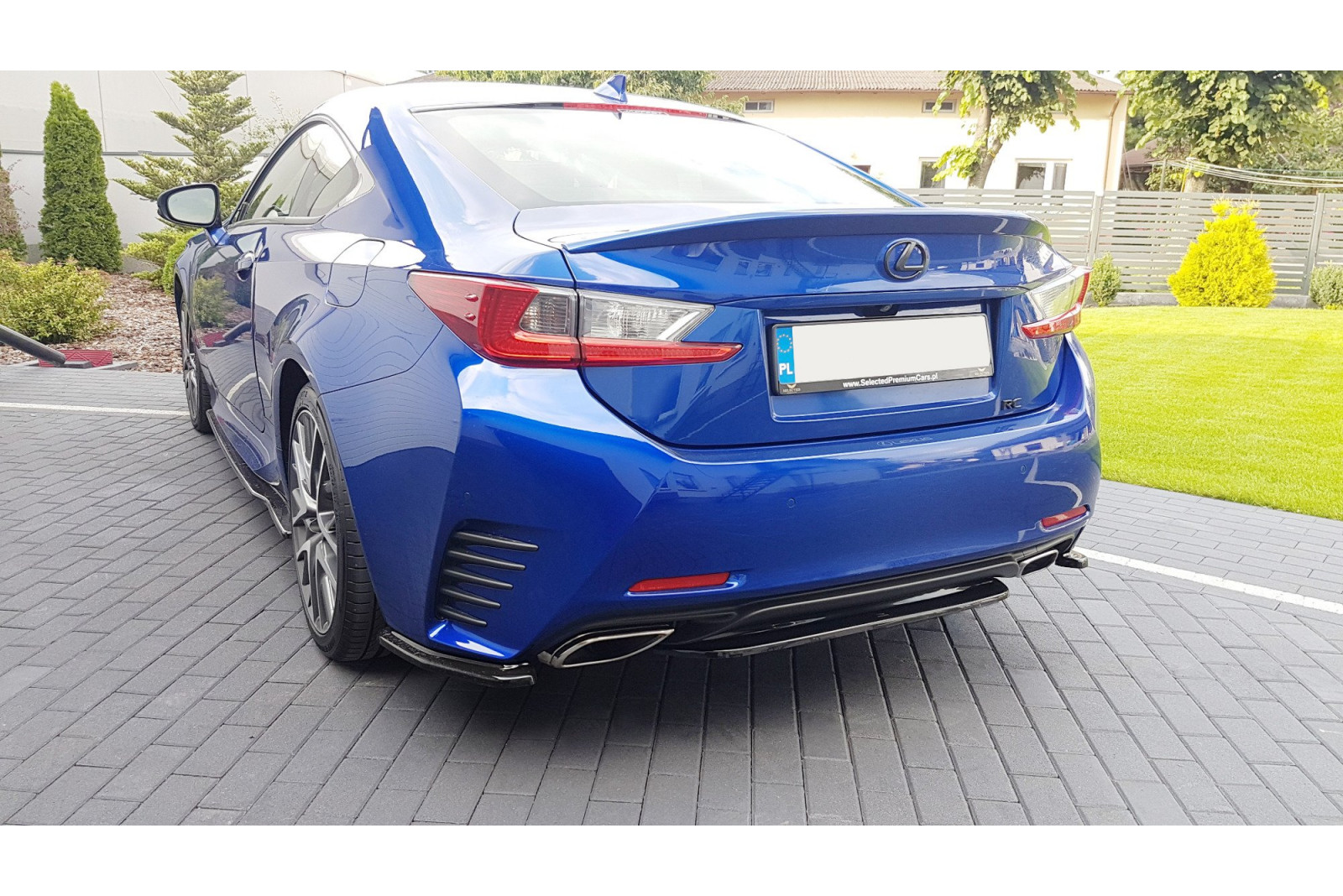 SPLITTER TYLNY ŚRODKOWY (BEZ DYFUZORA) Lexus Rc 