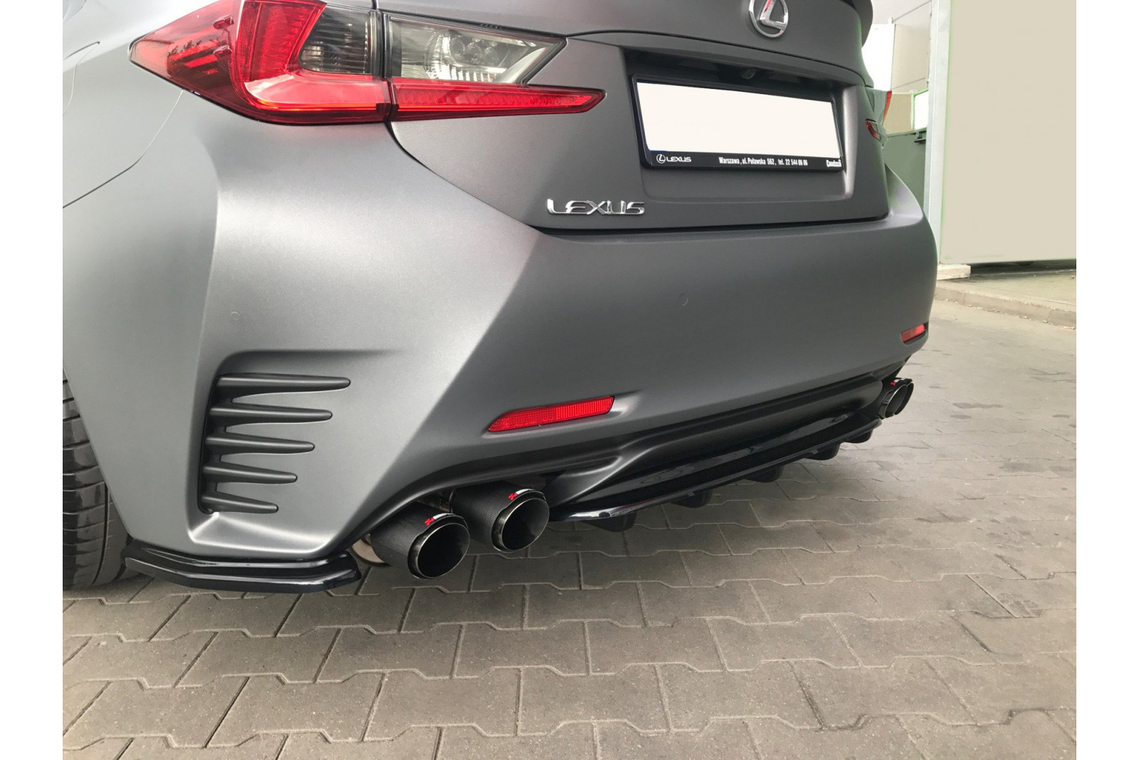 SPLITTER TYLNY ŚRODKOWY (Z DYFUZOREM) Lexus Rc