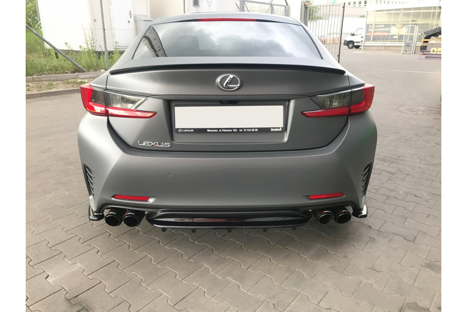 SPLITTER TYLNY ŚRODKOWY (Z DYFUZOREM) Lexus Rc