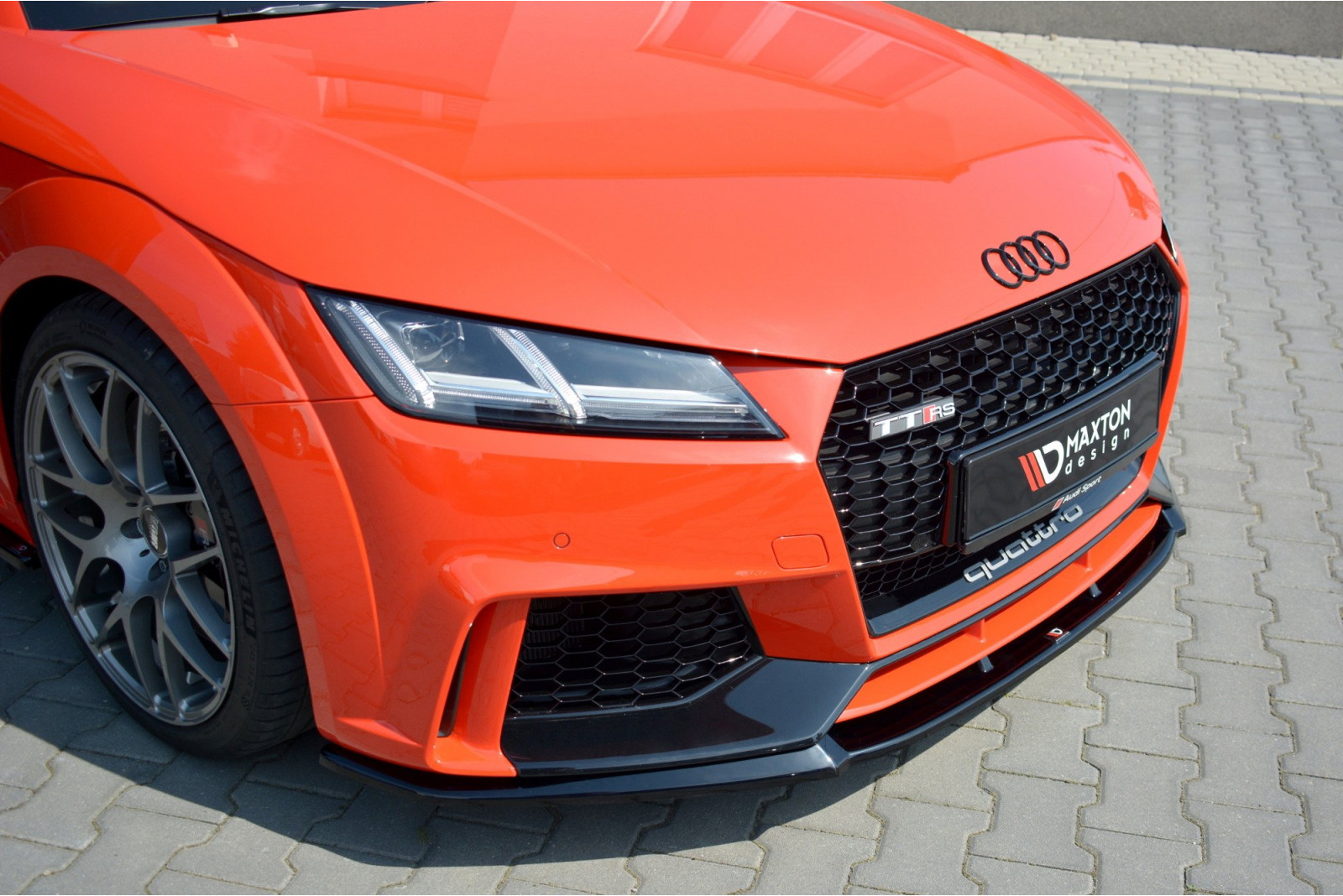 Splitter Przedni V.2 Audi TT RS 8S