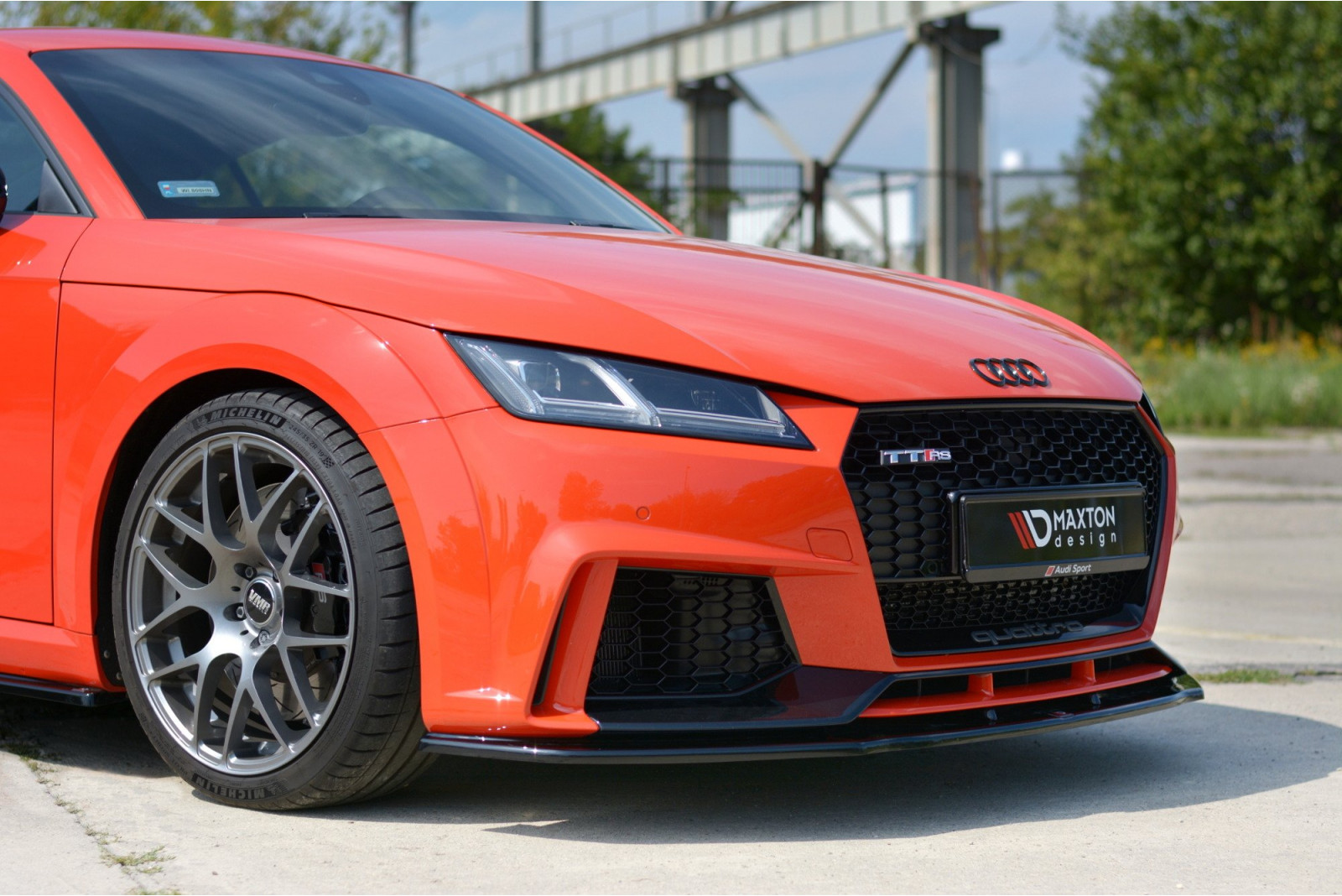 Splitter Przedni V.1 Audi TT RS 8S