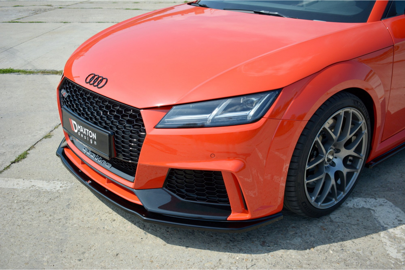 Splitter Przedni V.1 Audi TT RS 8S