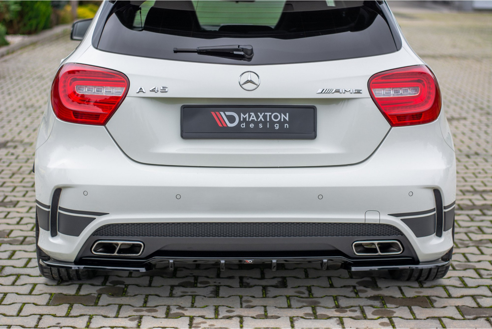 Splittery Tylne Boczne Mercedes A45 AMG W176