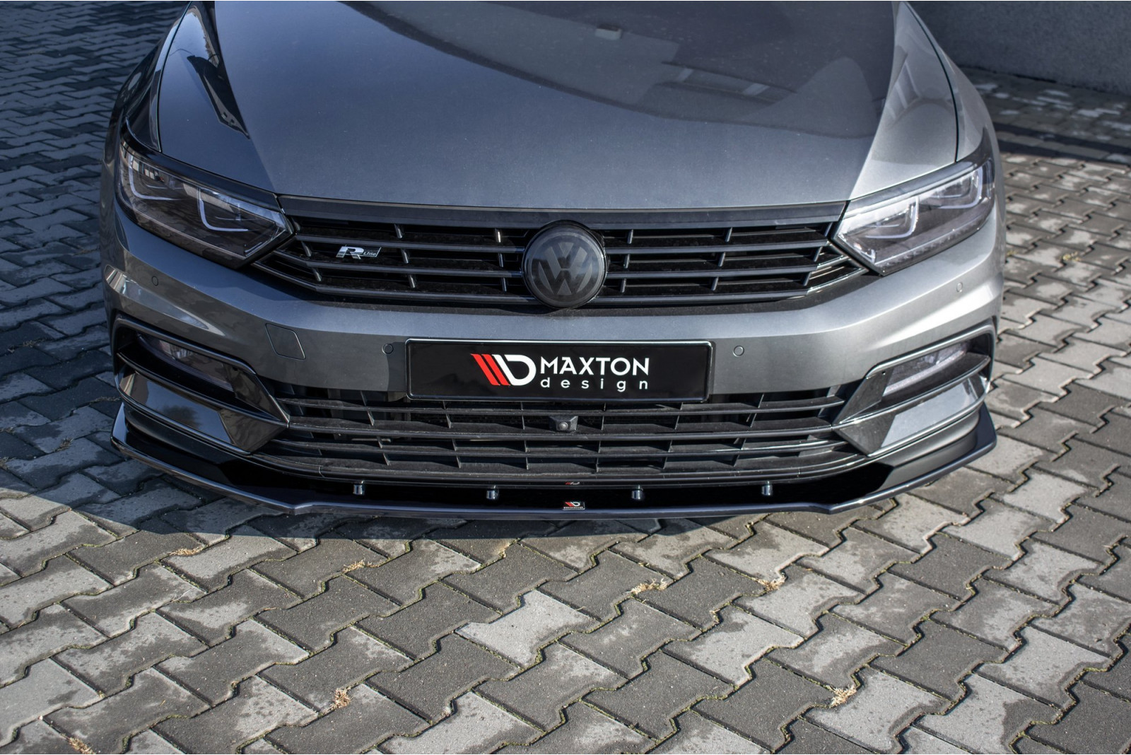 Splitter Przedni V.1 Volkswagen Passat R-Line B8