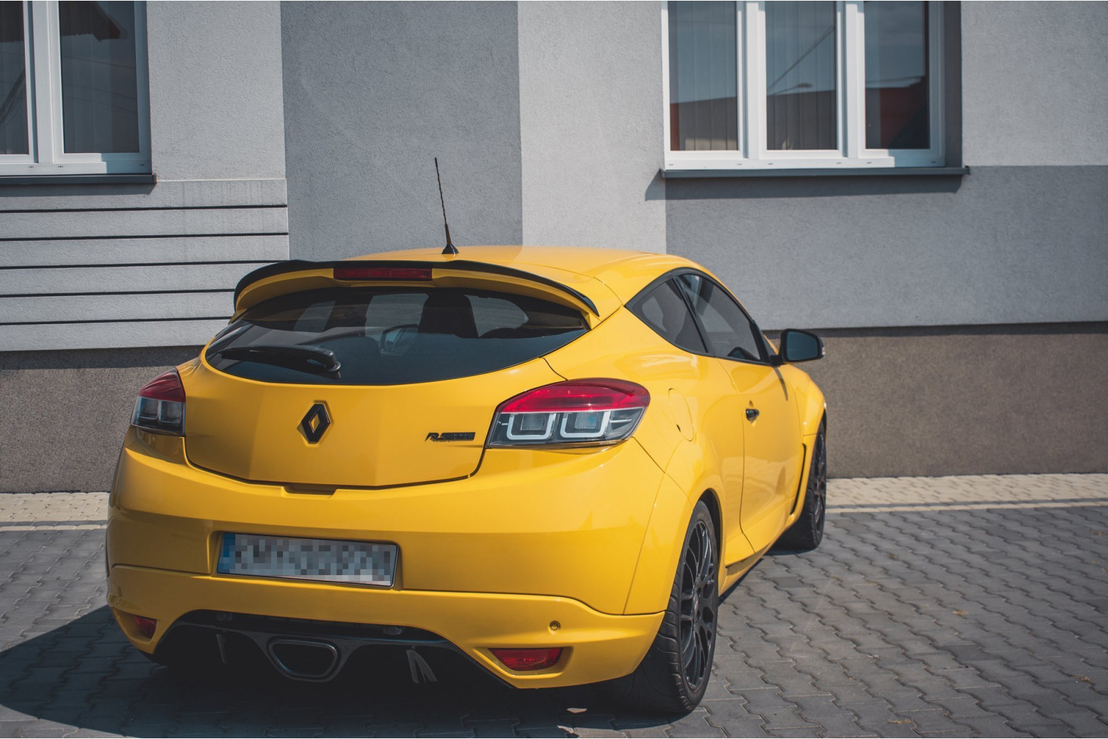 Przedłużenie Spoilera Renault Megane 3 RS