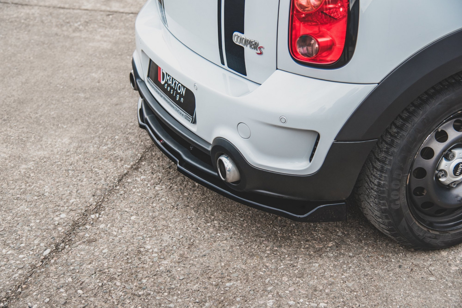 Splitter Tylny Środkowy Mini Countryman Mk1 JCW