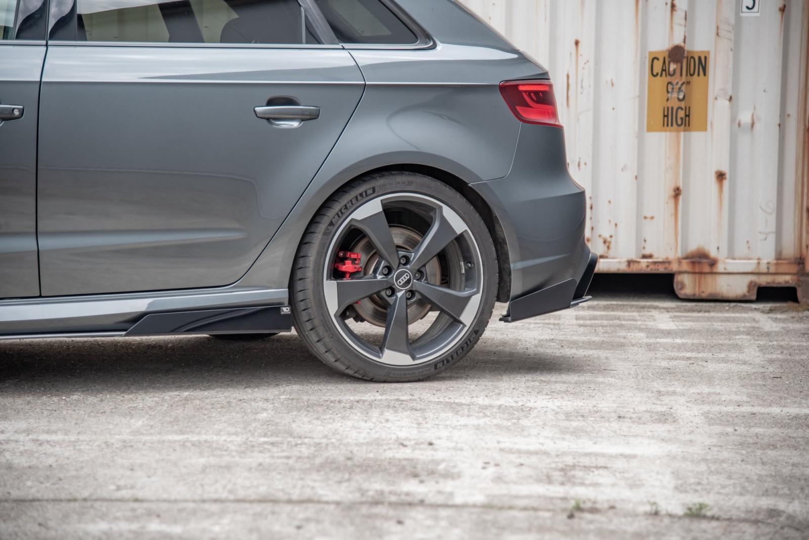 Splittery Tylne Boczne Racing Durability + Flaps Audi RS3 8V Sportback