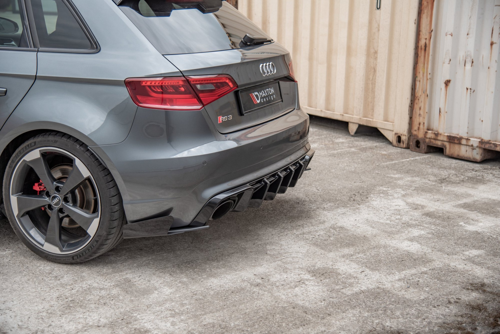 Splittery Tylne Boczne Racing Durability + Flaps Audi RS3 8V Sportback