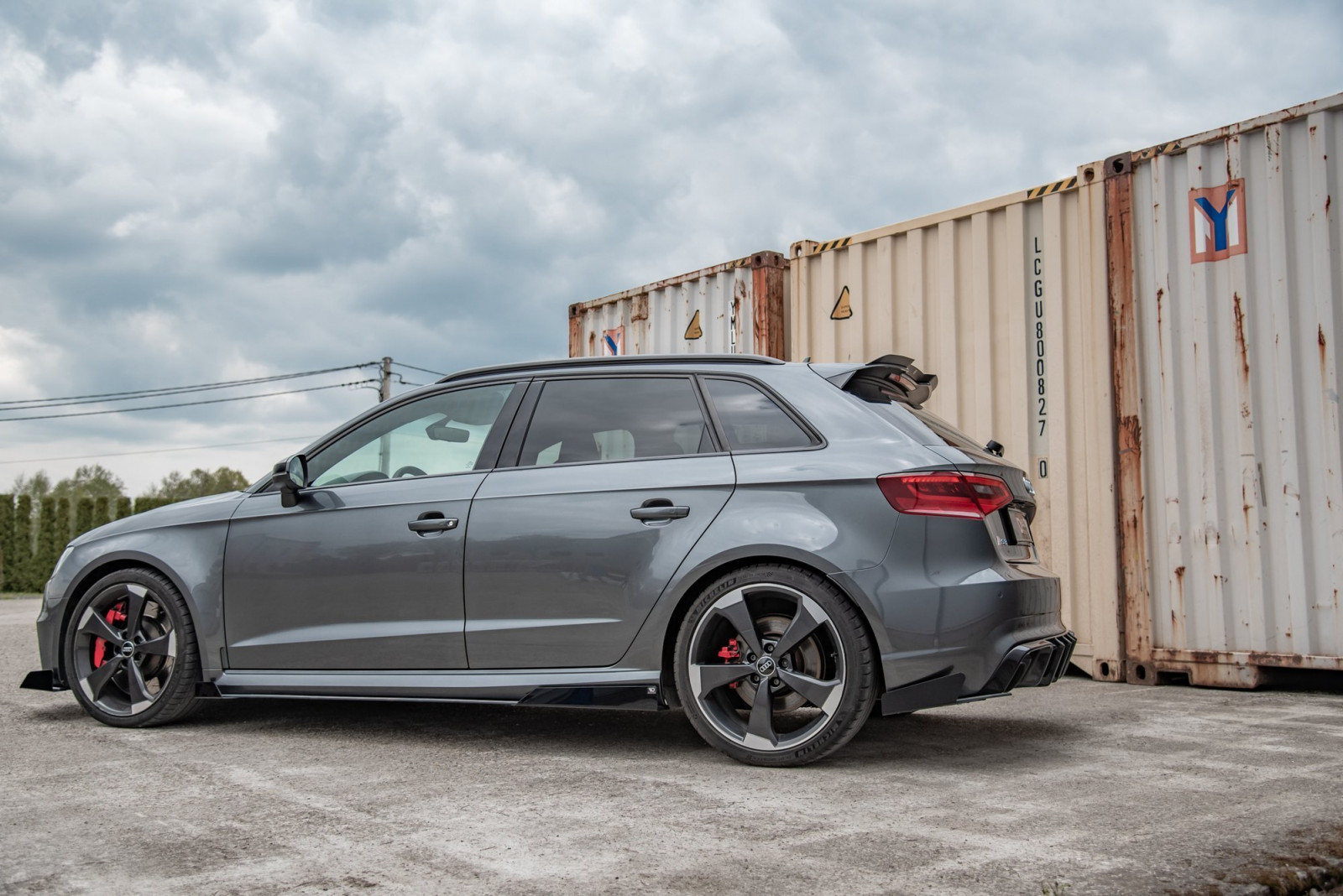 Splittery Tylne Boczne Racing Durability + Flaps Audi RS3 8V Sportback