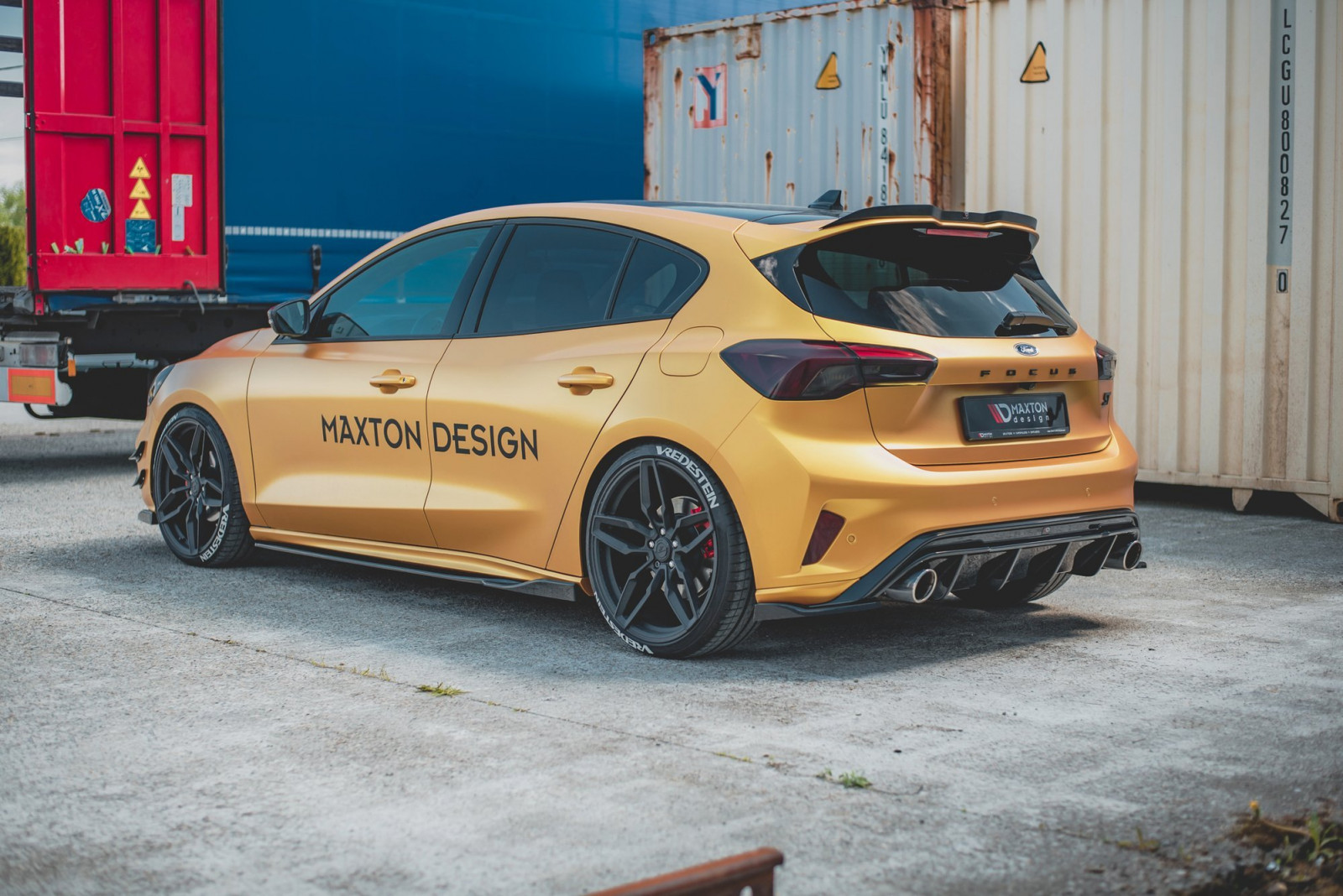 Dokładki Progów V.4 Ford Focus ST / ST-Line Mk4