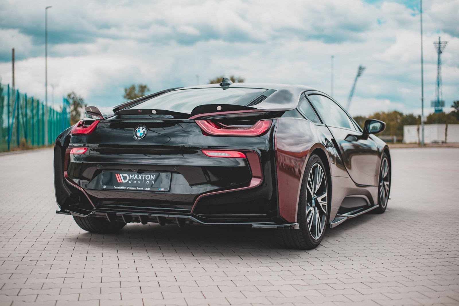 Splitter Tylny Środkowy (Z Dyfuzorem) BMW i8