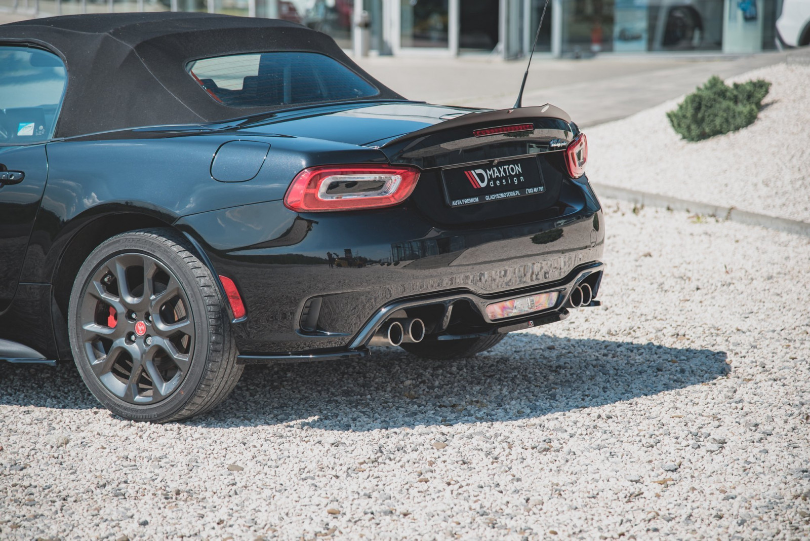 Splittery Tylne Boczne Fiat 124 Spider Abarth