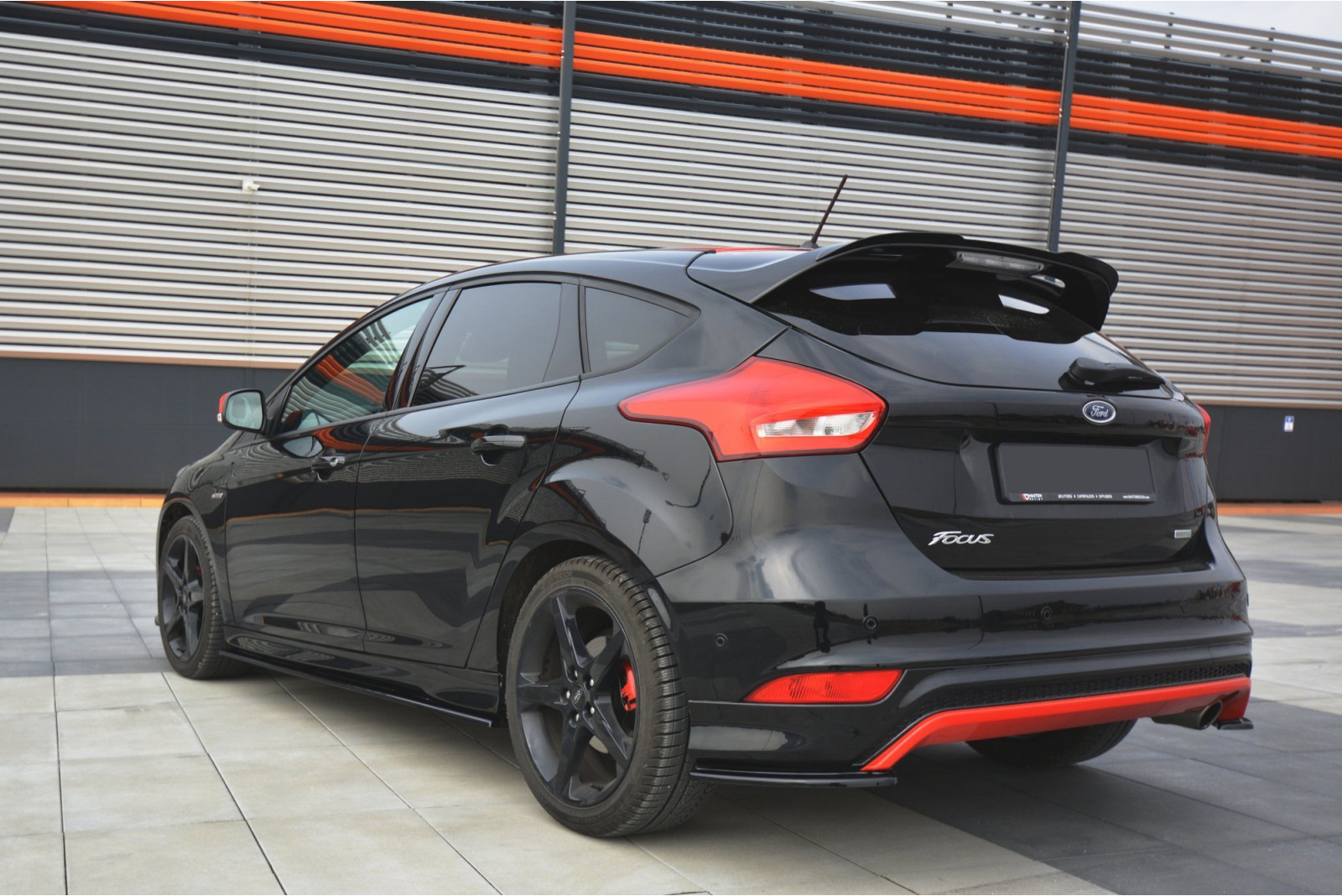 Przedłużenie Spoilera Ford Focus ST-Line Mk3 FL