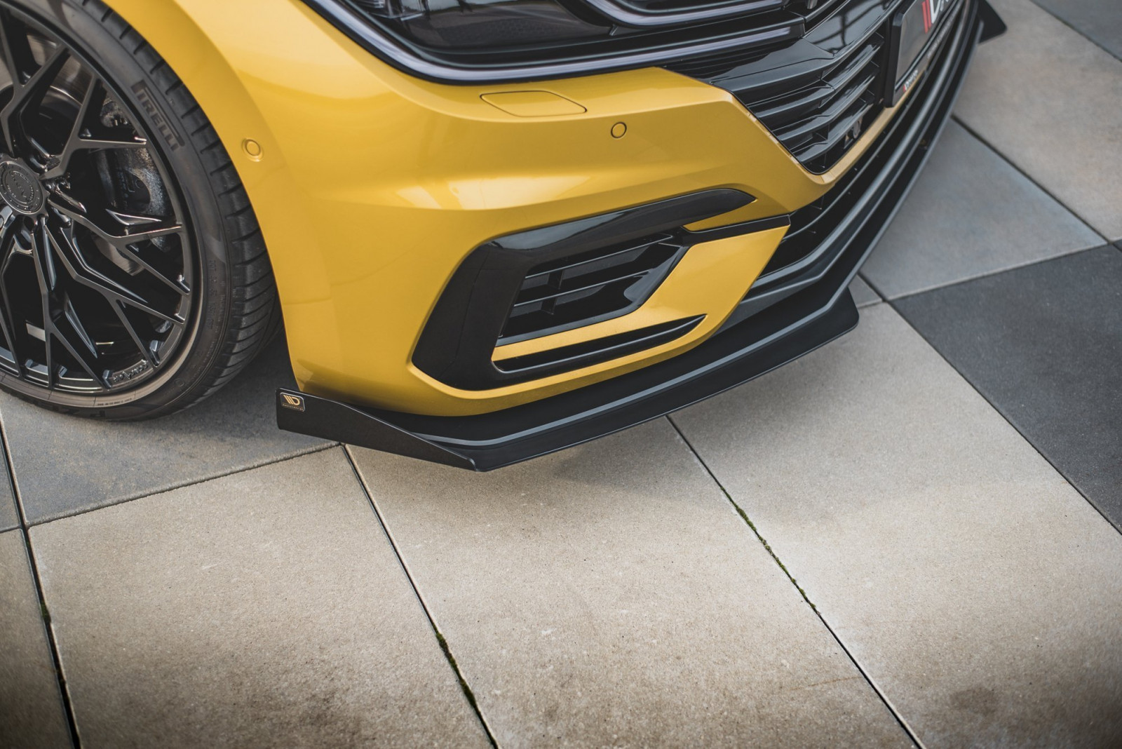 Splitter Przedni Racing Durability + Flaps Volkswagen Arteon R-Line