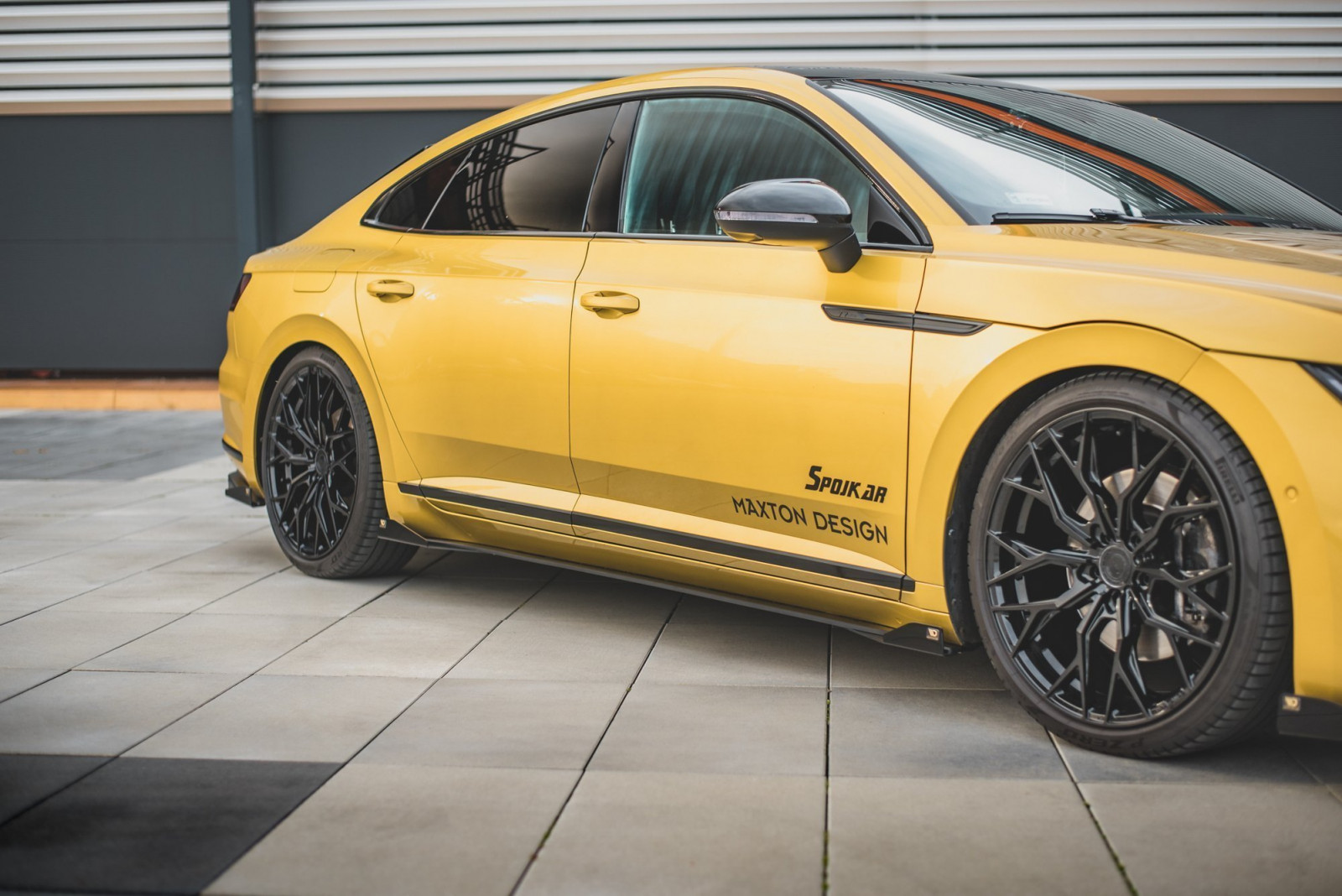 Dokładki progów Racing Durability + Flaps Volkswagen Arteon R-Line