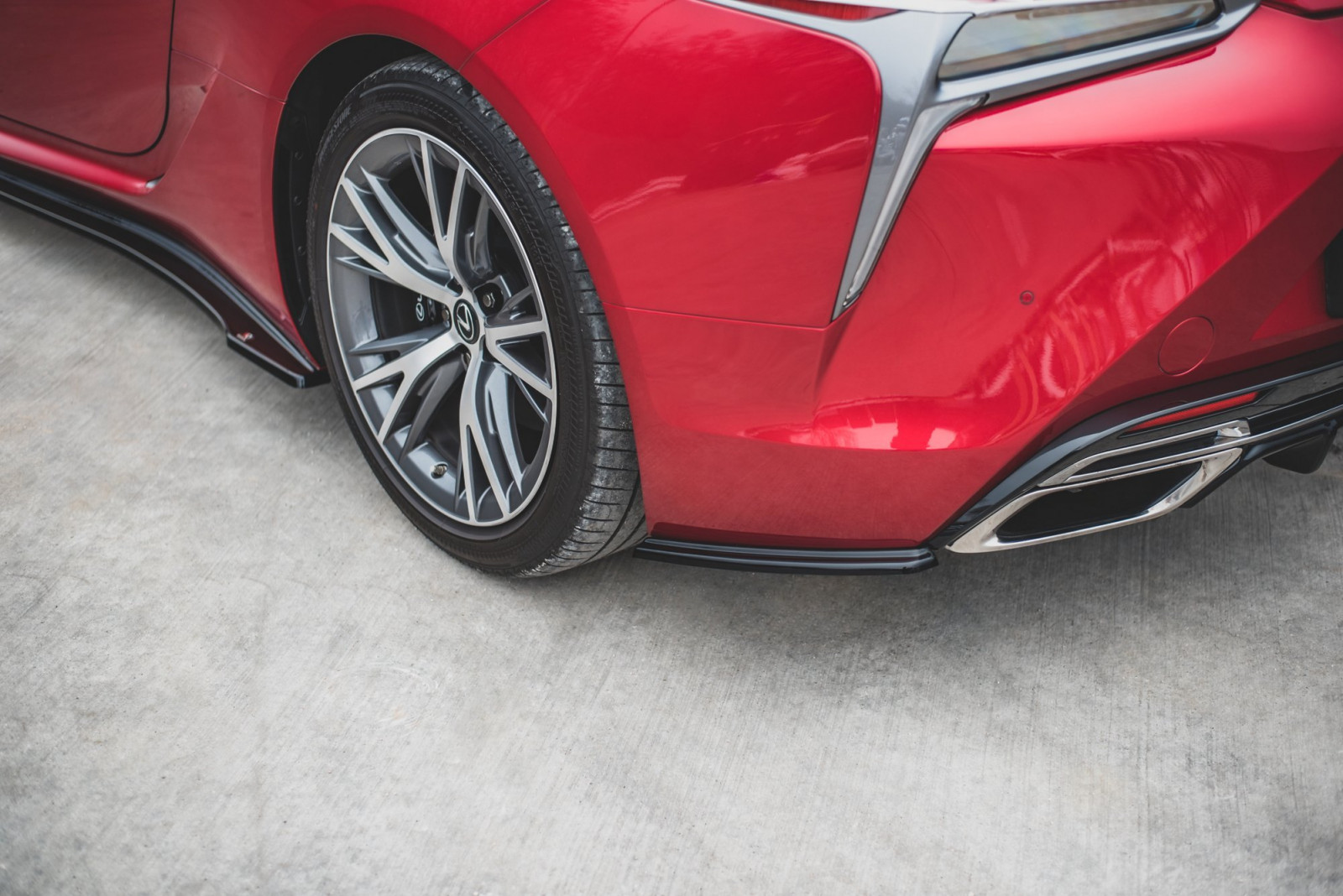 Splittery Tylne Boczne Lexus LC 500