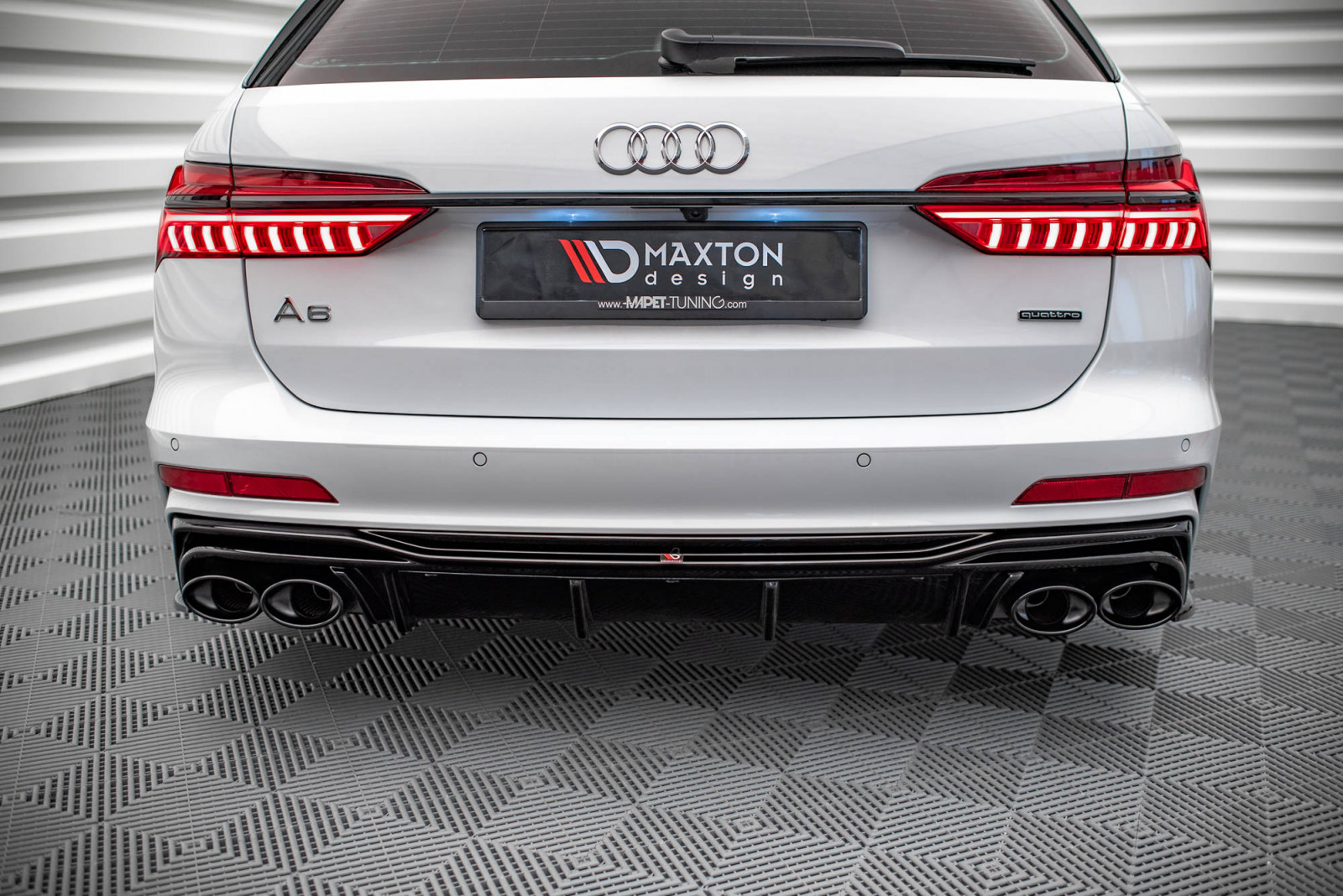 Dokładka Tylna + Atrapa Wydechu Audi A6 C8 S-Line