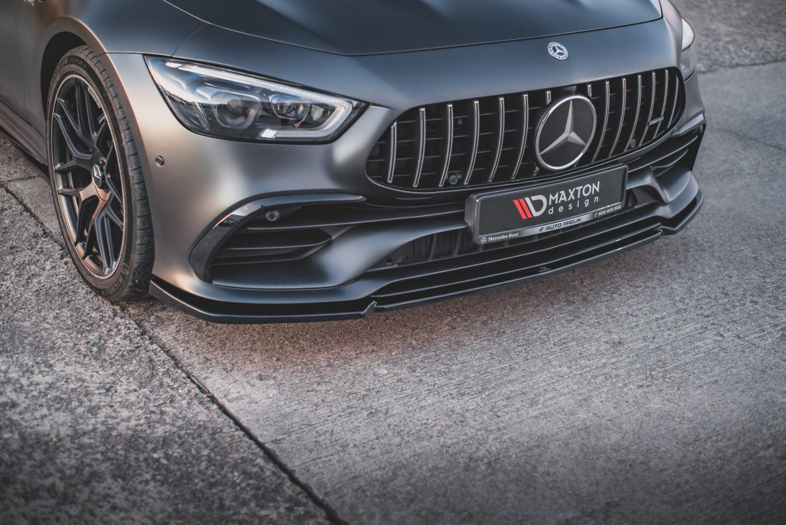 Splitter Przedni V.2 Mercedes-AMG GT 53 4-Door Coupe