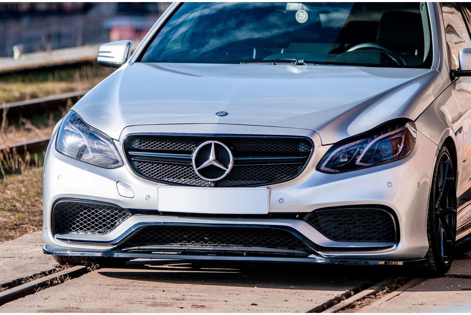 Splitter Przedni Mercedes-Benz E63 AMG Sedan W212 Facelift