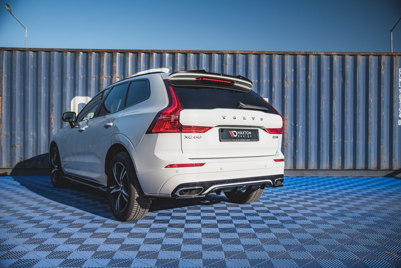 Przedłużenie Spoilera Volvo XC60 Mk2 R-Design