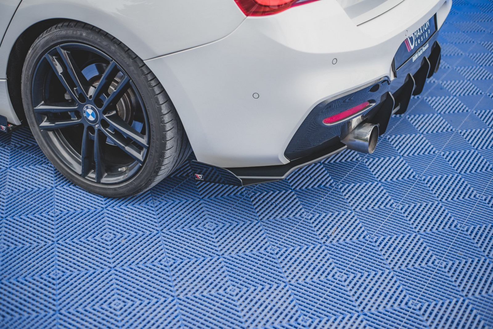 Splittery Tylne Boczne Racing Durability V.2 + Flaps BMW 1 F20 M140i 