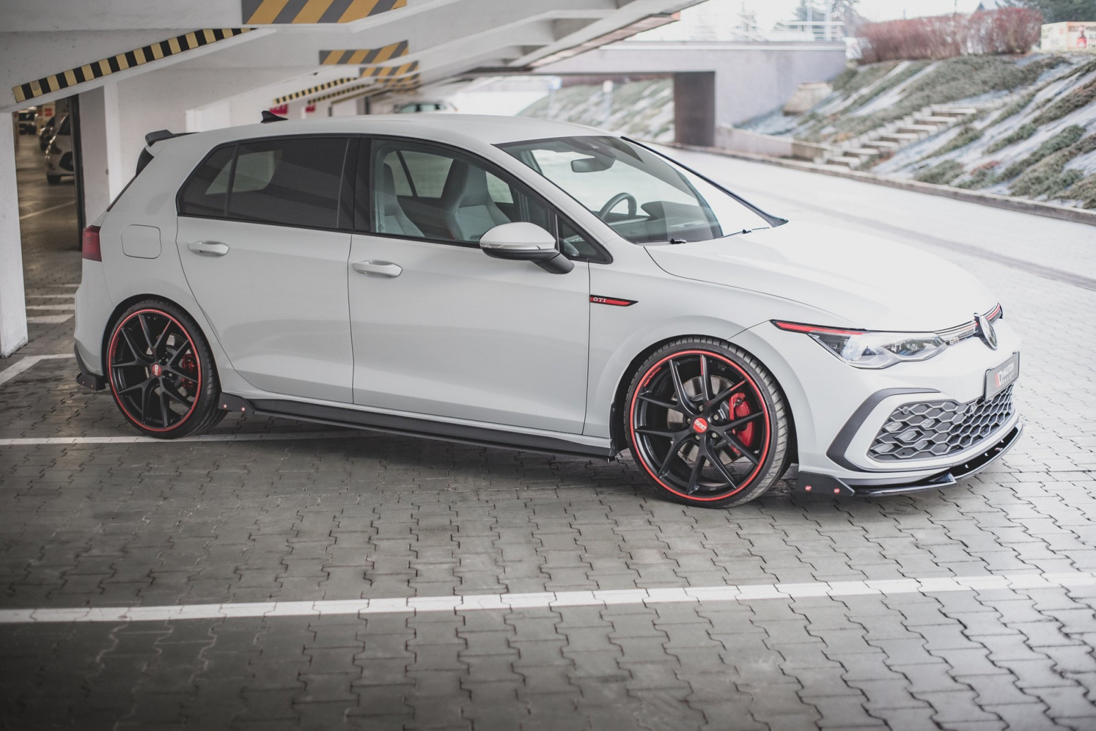 Dokładki Progów + Flaps V.2 Volkswagen Golf 8 GTI / GTI Clubsport