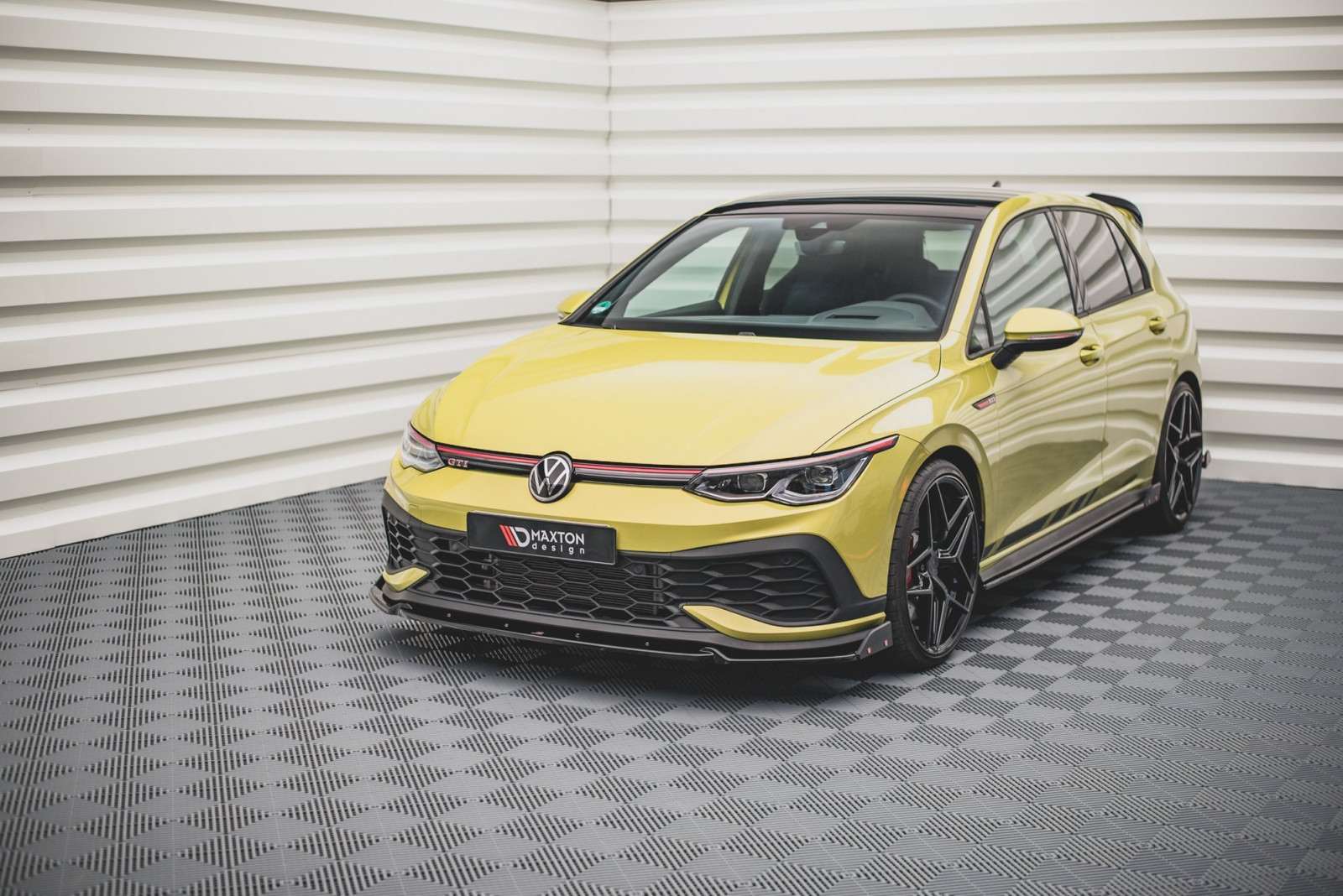 Splitter Przedni + Flaps V.1 Volkswagen Golf 8 GTI Clubsport