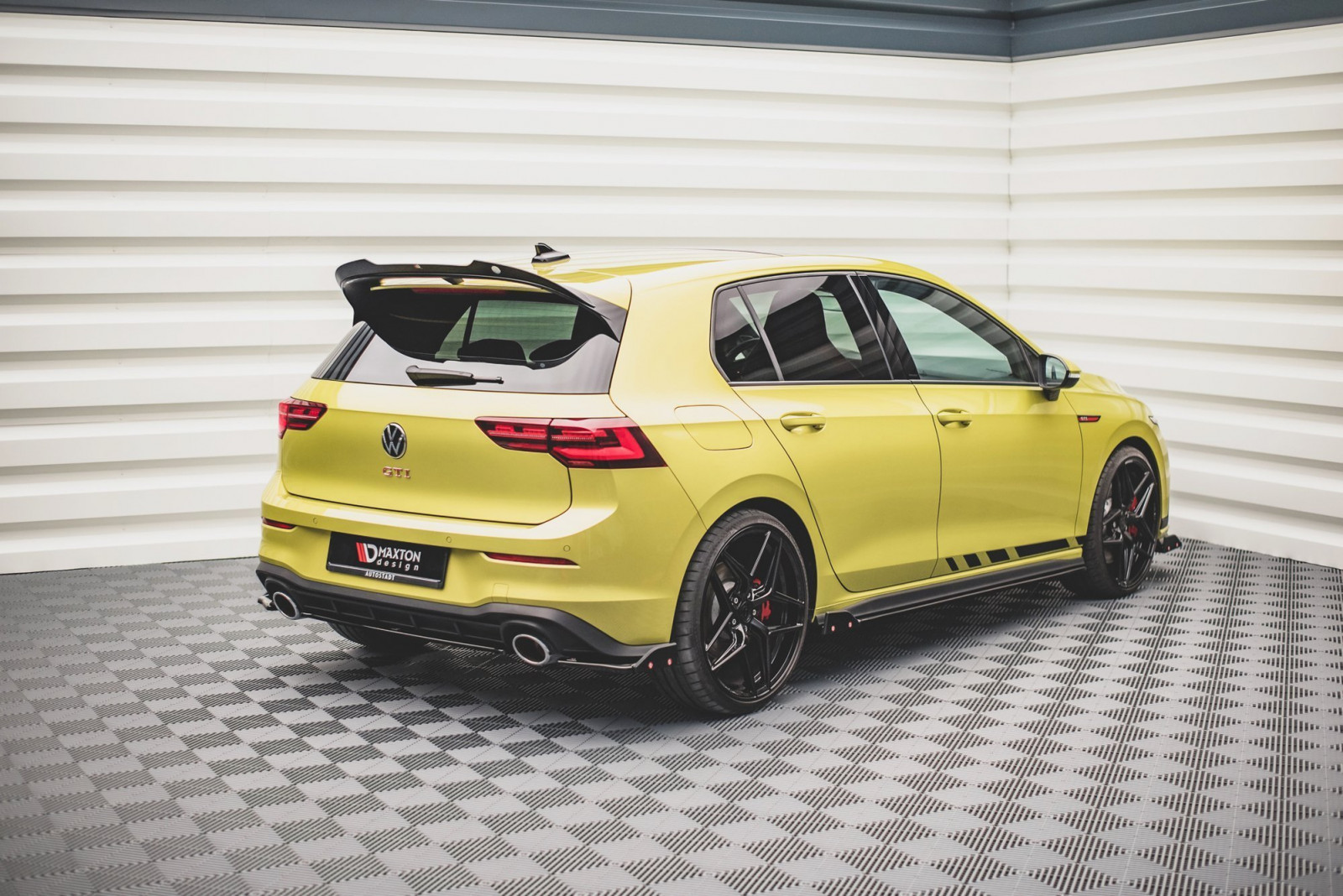 Splittery Tylne Boczne + Flaps V.1 Volkswagen Golf 8 GTI Clubsport