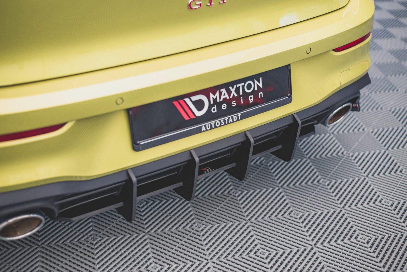 Dyfuzor Tylny Racing Durability V.2 Volkswagen Golf 8 GTI Clubsport