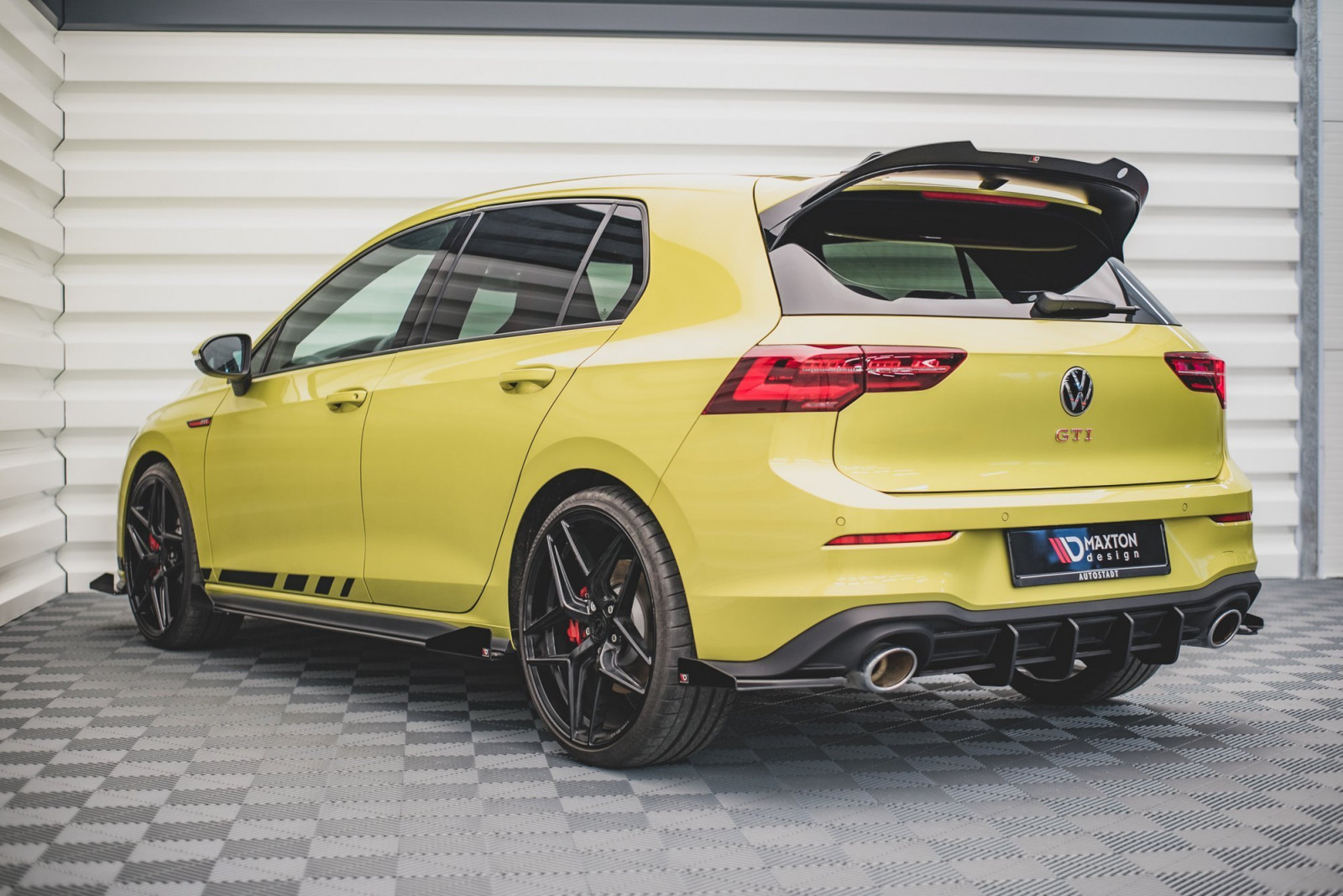 Splittery Tylne Boczne Racing Durability + Flaps Volkswagen Golf 8 GTI Clubsport