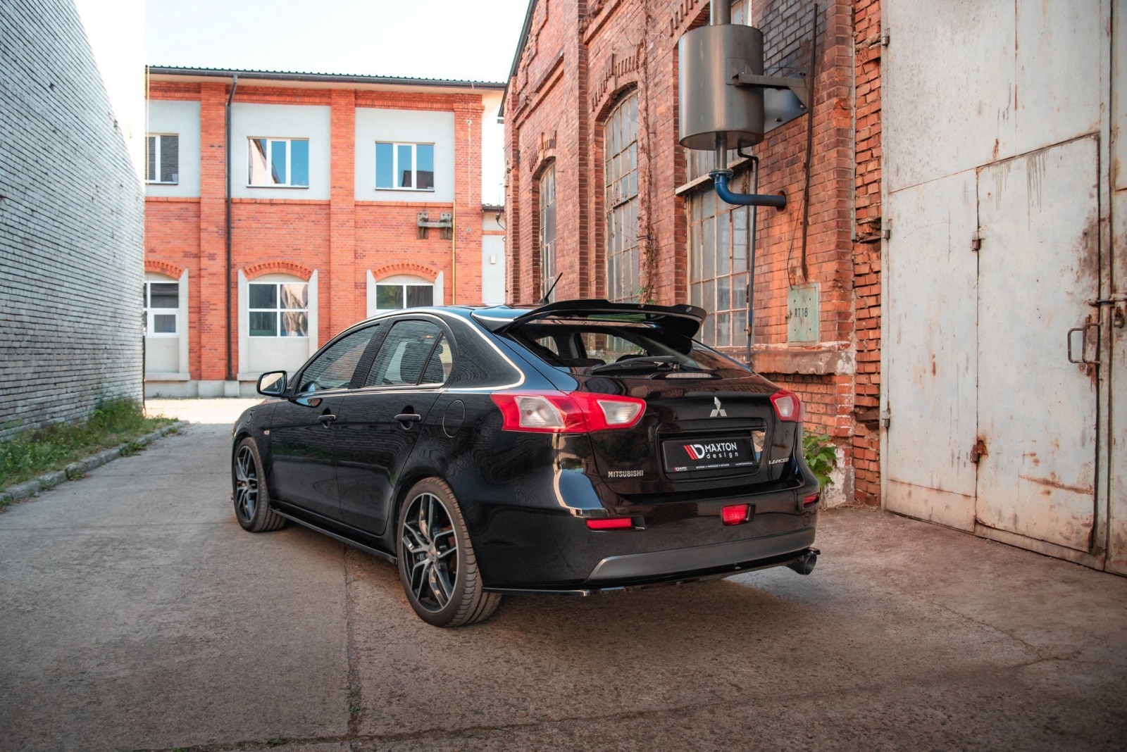 Splittery Tylne Boczne Mistubishi Lancer Sportback Mk8