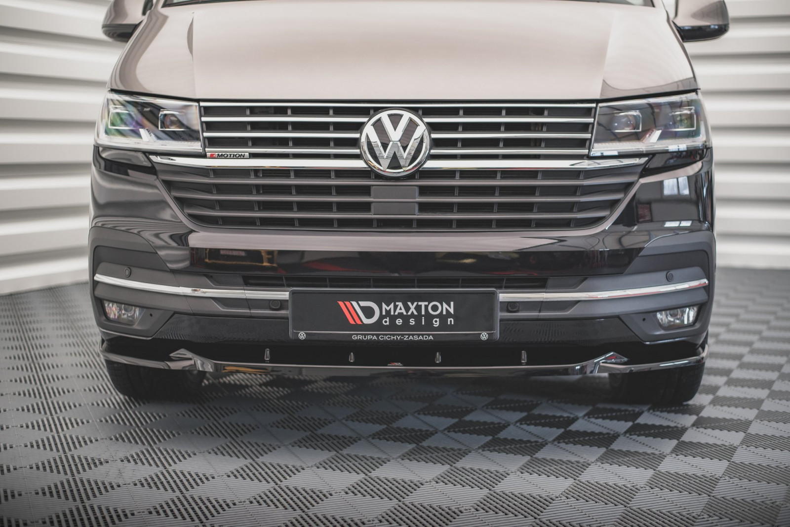 Splitter Przedni V.2 Volkswagen T6 Facelift