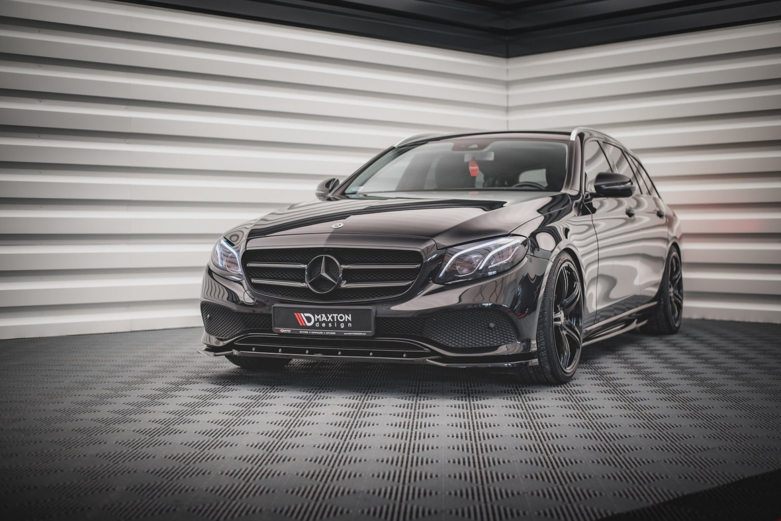 Splitter Przedni Mercedes-Benz E W213