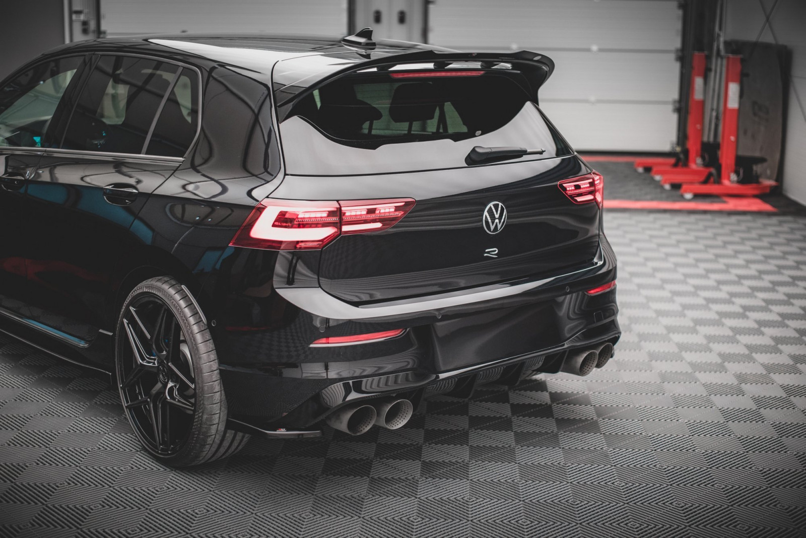 Splittery Tylne Boczne V.2 Volkswagen Golf R Mk8