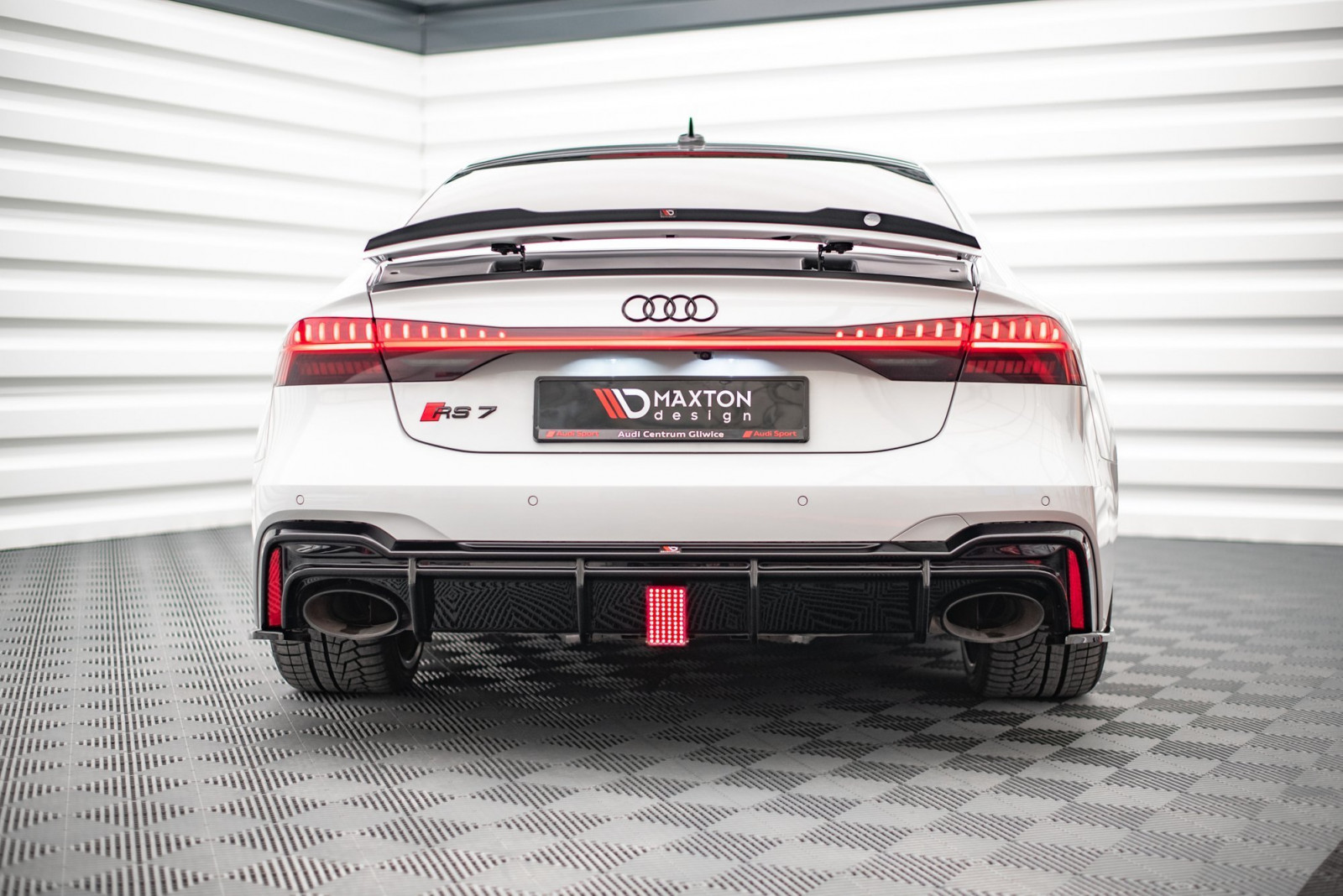 Dokładka Tylna Audi RS6 C8/RS7 C8