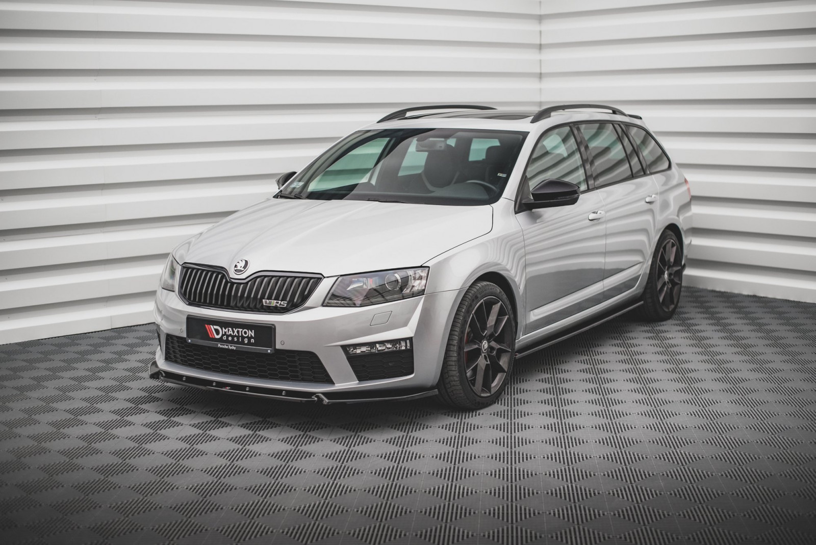 Splitter Przedni V.3 Skoda Octavia RS Mk3