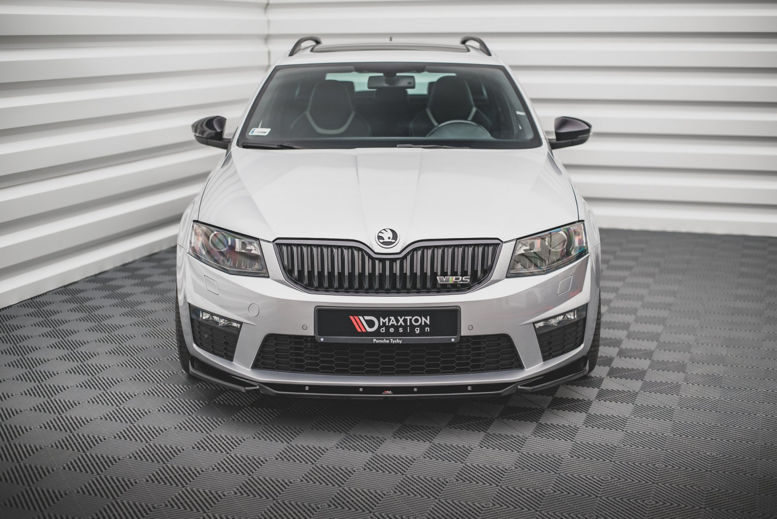 Splitter Przedni V.4 Skoda Octavia RS Mk3