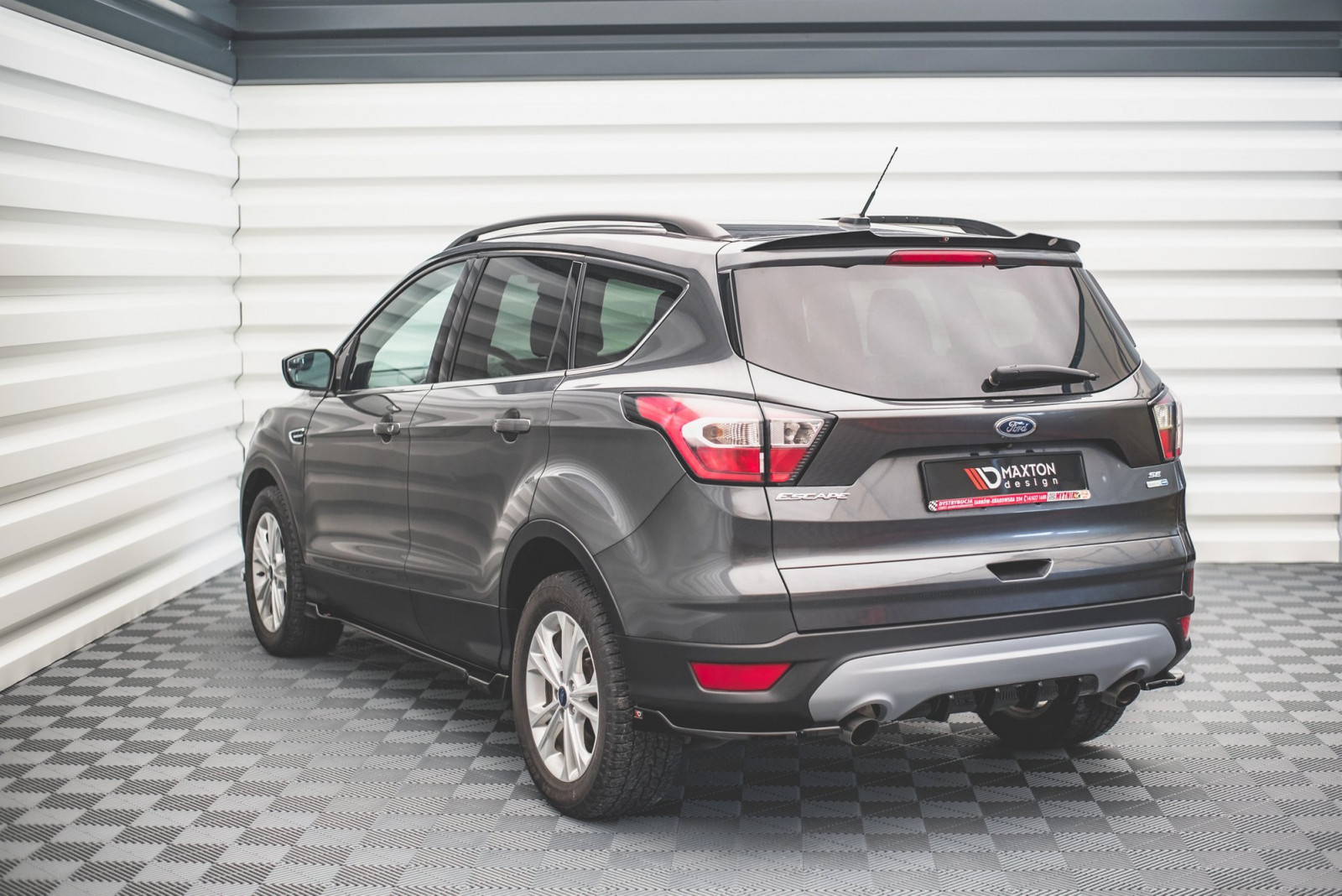 Splittery Tylne Boczne Ford Escape Mk3