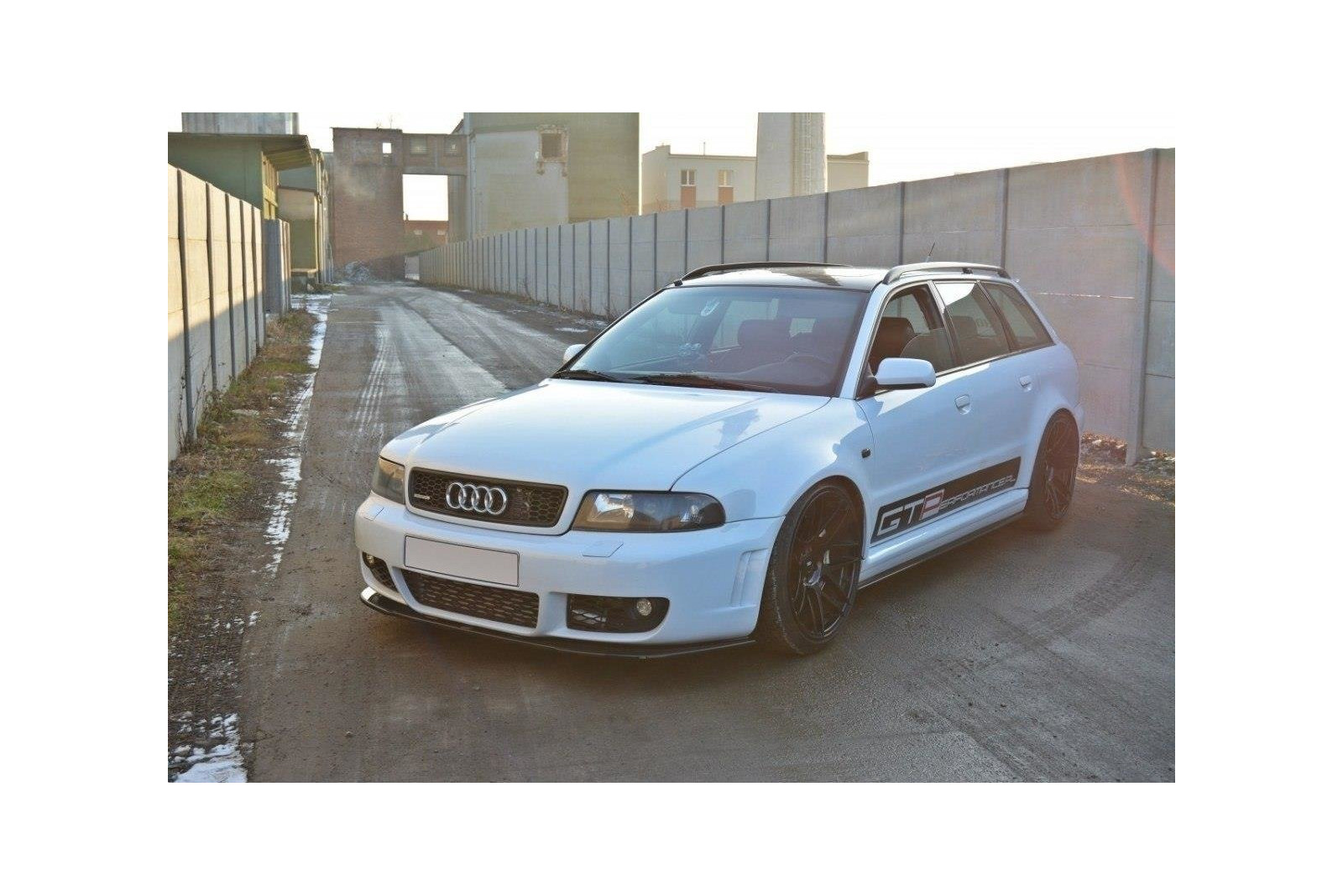 Splitter Przedni Audi RS4 B5