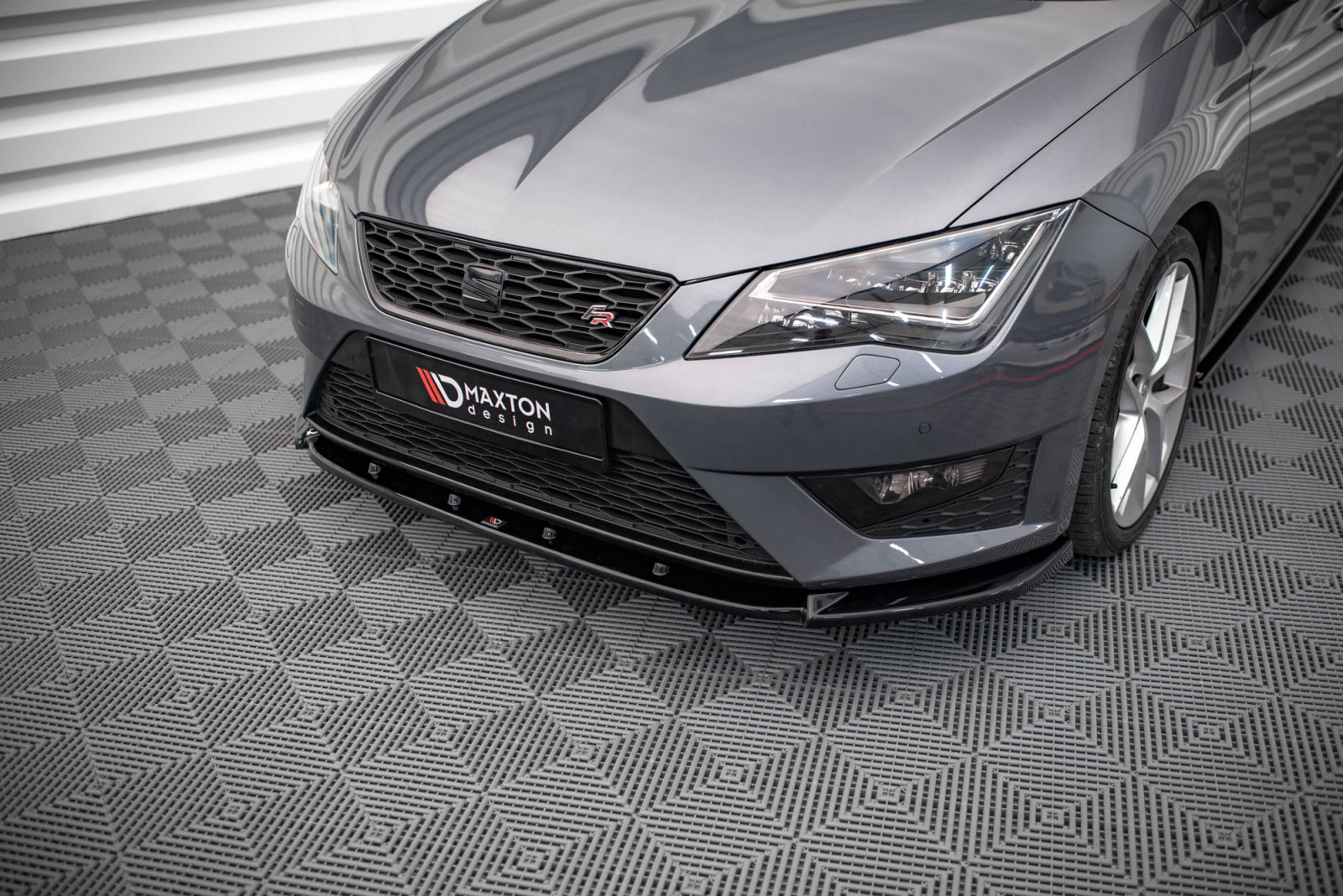 Splitter Przedni V.1 Seat Leon FR / Cupra Mk3