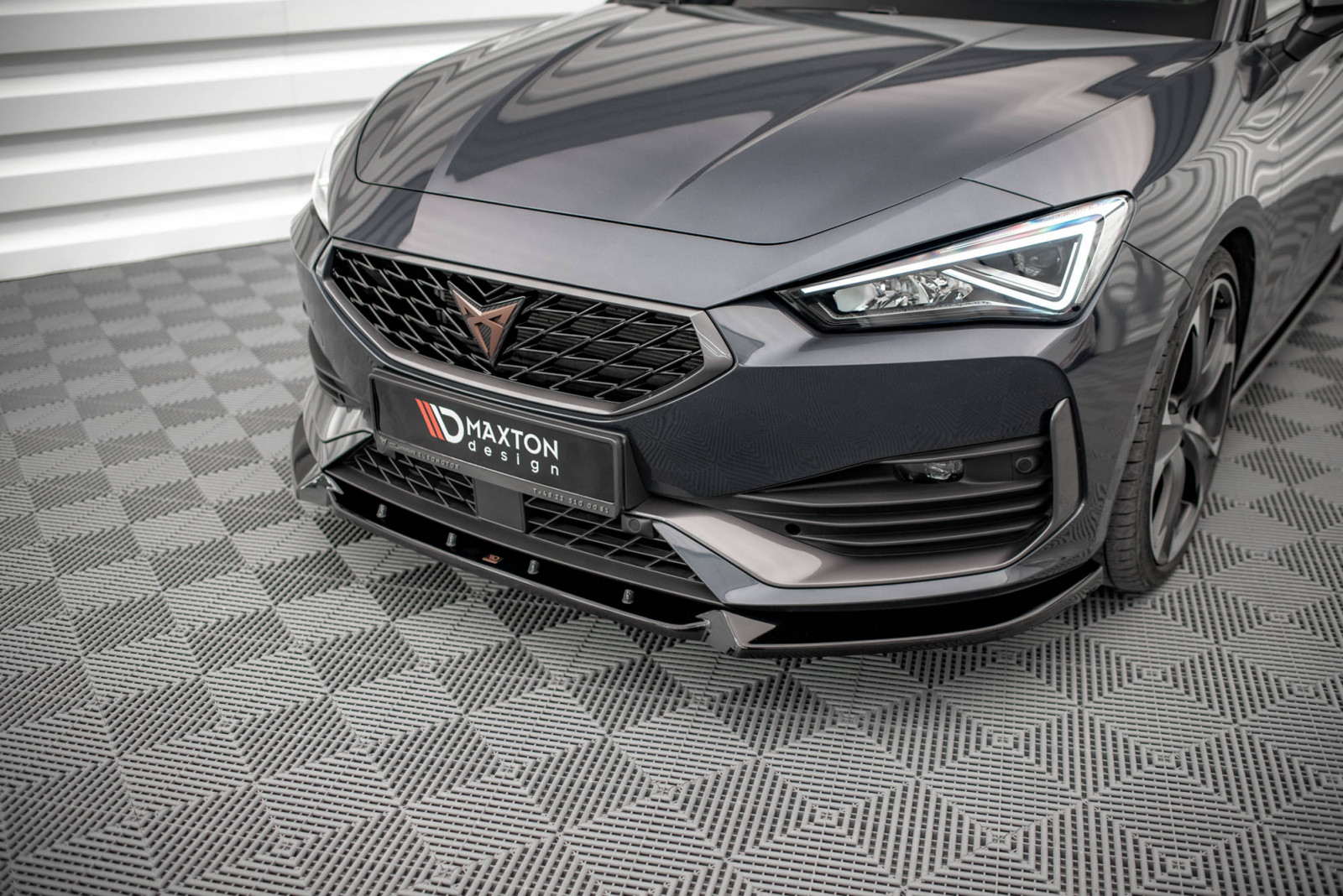 Splitter Przedni V.1 Cupra Leon