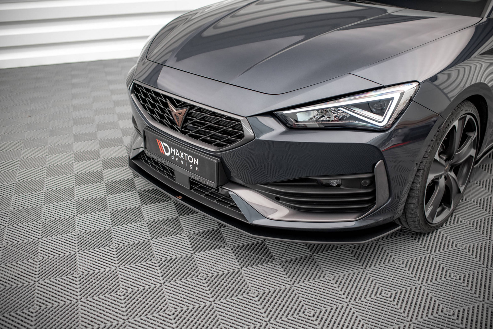 Splitter Przedni Street Pro  Cupra Leon