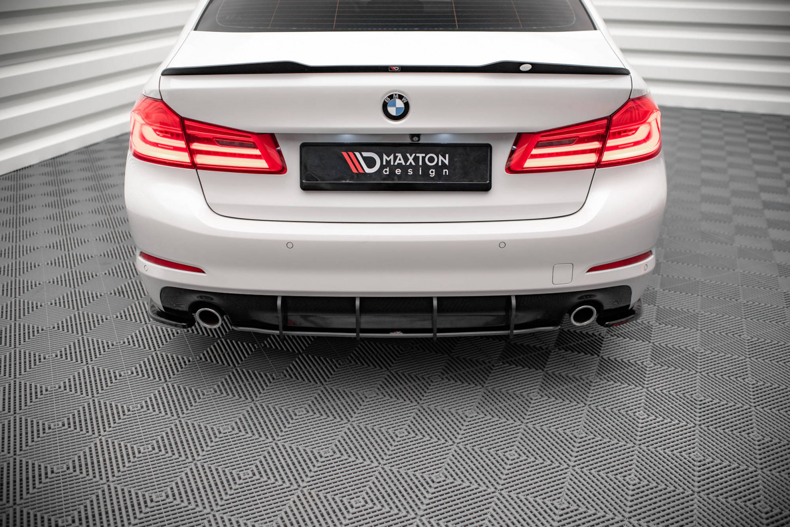 Dyfuzor Tylny Street Pro BMW 5 G30